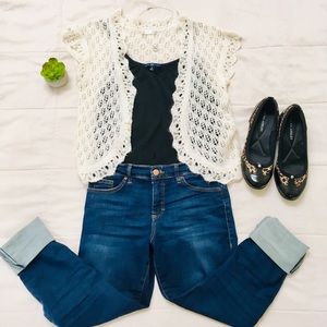 🦋lovely Old Navy shrug/cardigan, ivory knit